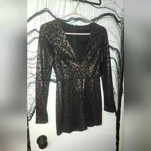 ✨️Black and Gold Long Sleeve Dress✨️